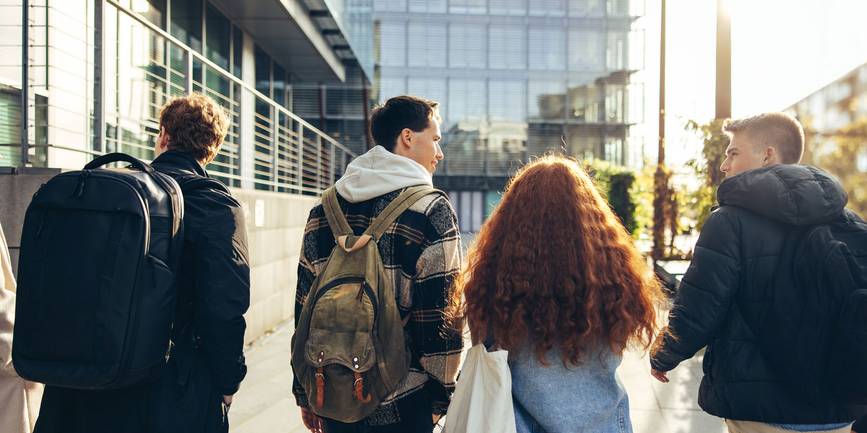 Oposita se ofrece a preparar gratis a los opositores afectados por el cierre repentino de una academia en Madrid