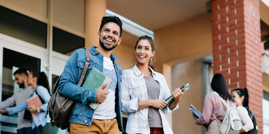 Las oposiciones baten récord de participación con un perfil cada vez más joven